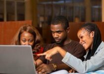 How to Make Passive Income Online as a Student