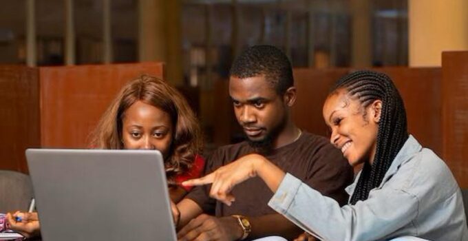 How to Make Passive Income Online as a Student