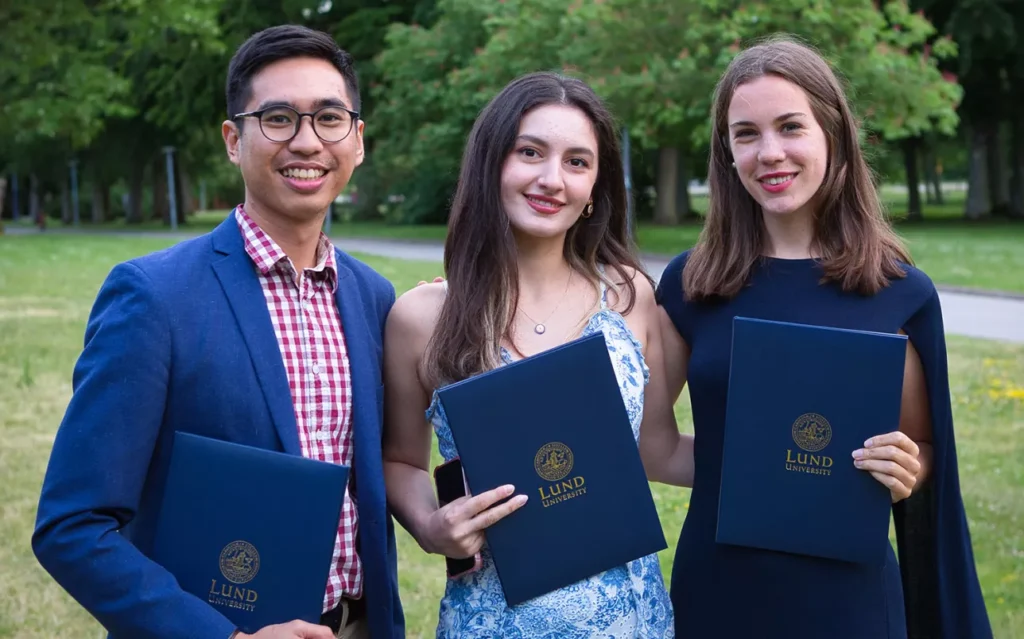 How to apply for scholarship online